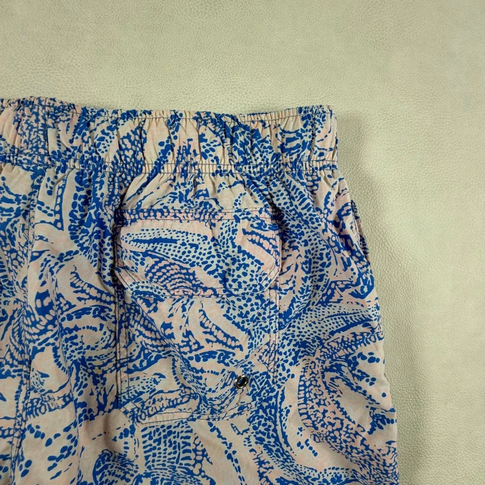 Lilly Pulitzer Mens Medium Capri Trunk Swim Shorts Pink Blue Alligator Print